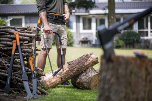 Секач малый Fiskars для сучьев WoodXpert XA3 фото 5 Секач малый Fiskars для сучьев WoodXpert XA3 фото 5