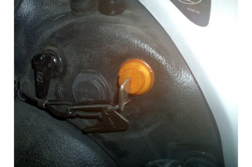 Колпачок замка зажигания Scandic 600 (черный) 50-00-017 black фото 2 Колпачок замка зажигания Scandic 600 (черный) 50-00-017 black фото 2