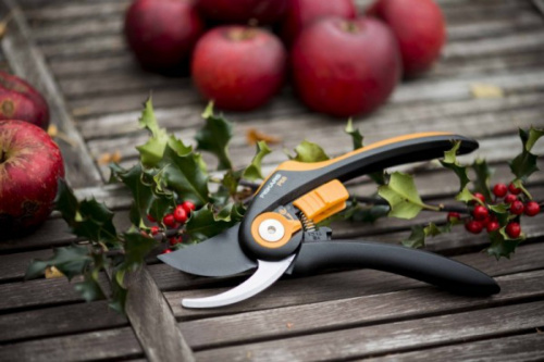 Секатор Fiskars плоскостной SmartFit 111610 фото 3 Секатор Fiskars плоскостной SmartFit 111610 фото 3