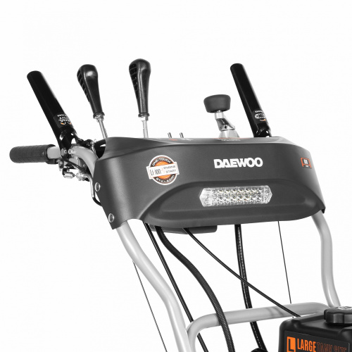 Снегоуборщик бензиновый DAEWOO DAST 8060 фото 12 Снегоуборщик бензиновый DAEWOO DAST 8060 фото 12