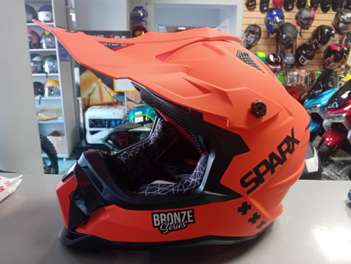 Шлем эндуро SPARX Raptor (JH-601) оранжево-черный XL Шлем эндуро SPARX Raptor (JH-601) оранжево-черный XL